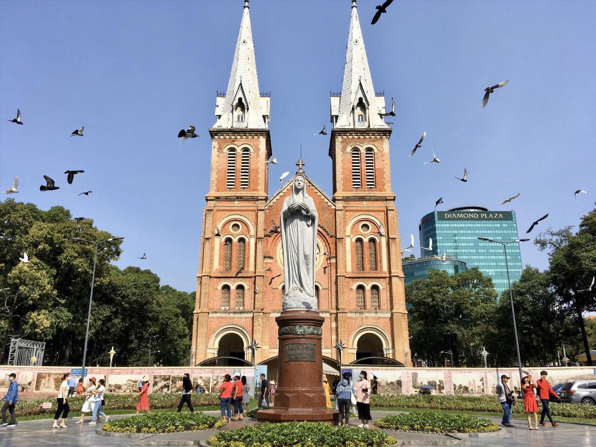 Hotel Modern Double In Heart D1 - View, Near Buivien Street Ho Chi Minh City