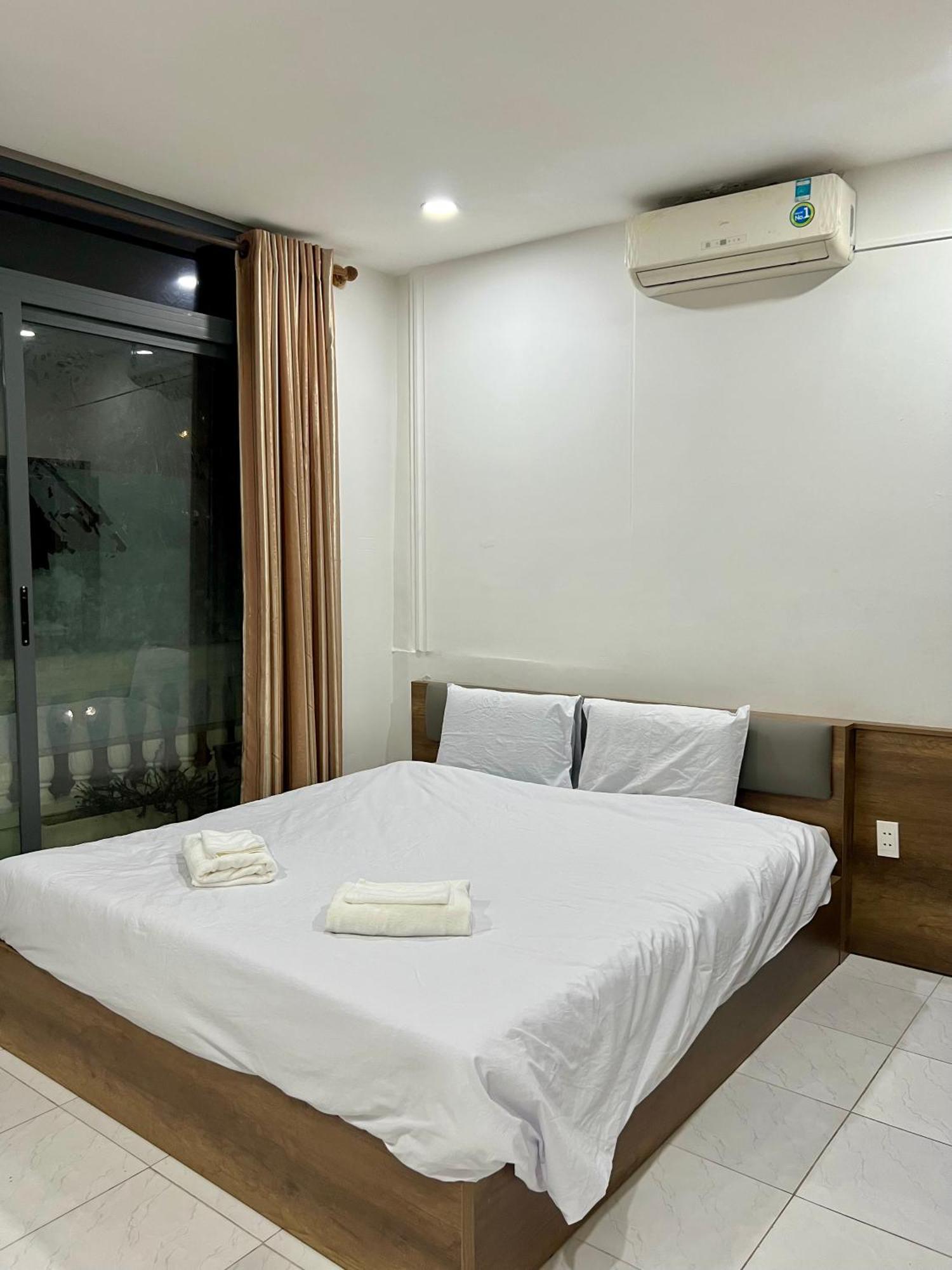 Modern Double In Heart D1 - View, Near Buivien Street TP. Hồ Chí Minh